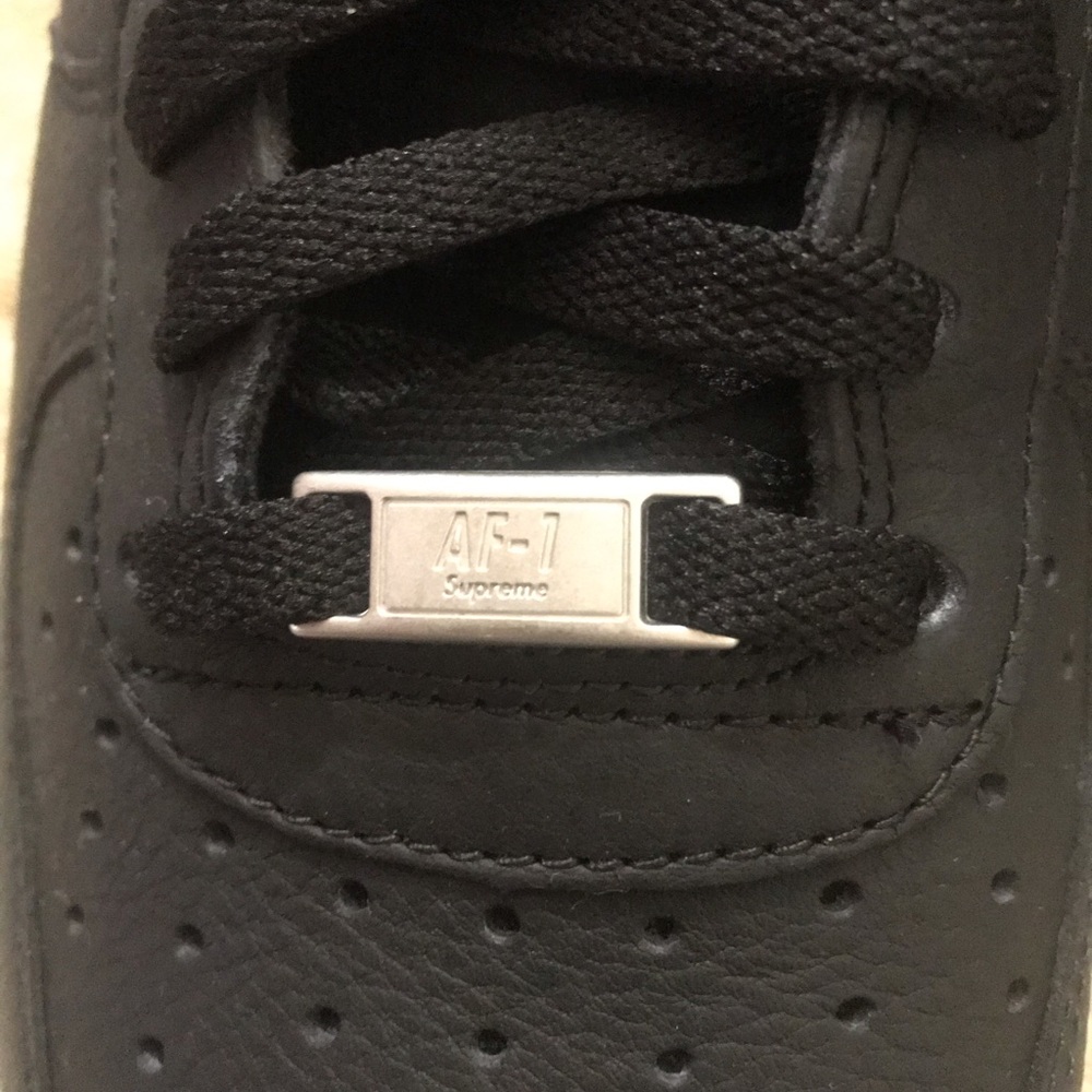 Supreme Nike AF1 - Picture 2 of 6